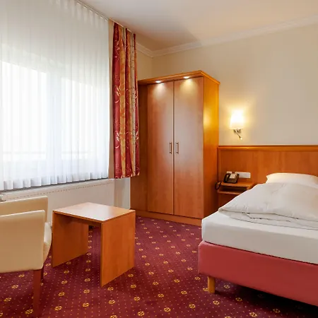Mercure Center Hotel 3*