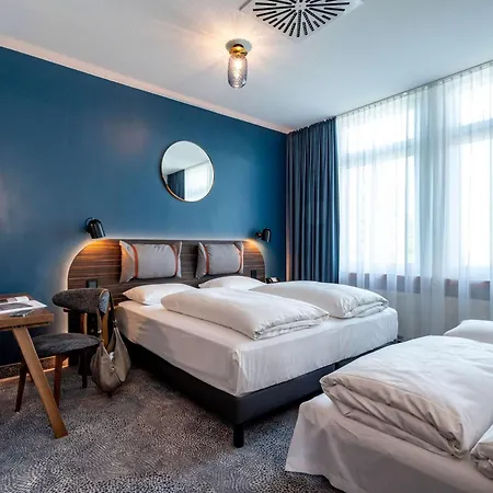 Mercure Center 3*