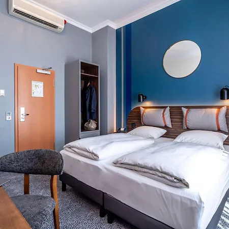 Mercure Center