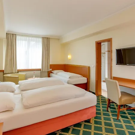 Hotel Mercure Center 3*